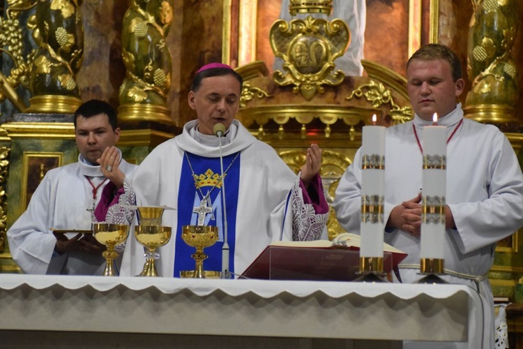 20-lecia parafii pw. Najświętszego Zbawiciela i Matki Bożej z Góry Karmel w Strzegomiu.