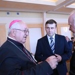 Bp Czesław Stanula uhononorowany przez Szerzyny