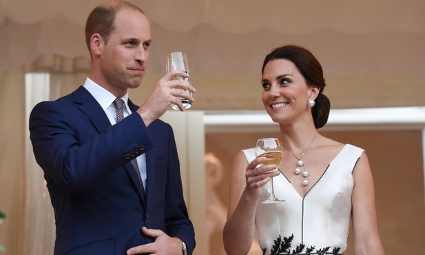 W Łazienkach Królewskich przyjęcie z udziałem pary książęcej Williama i Kate 