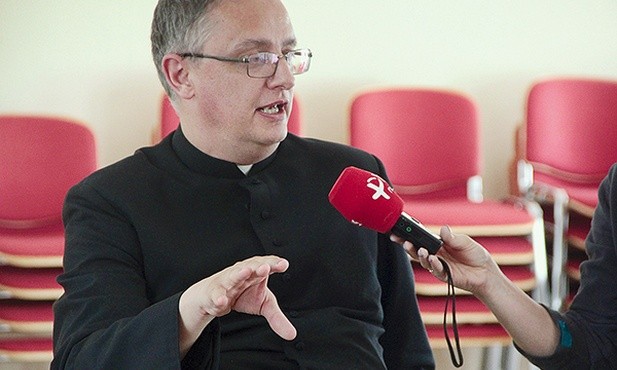 – Idą nowe czasy, a wraz z nimi nowe wyzwania. Chcemy modernizować nasze podejście do spraw nauczania katechezy  – mówi ks. prof. Piotr Tomasik.