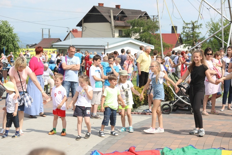 10. rodzinny festyn bezalkoholowy w Lipowej - 2017