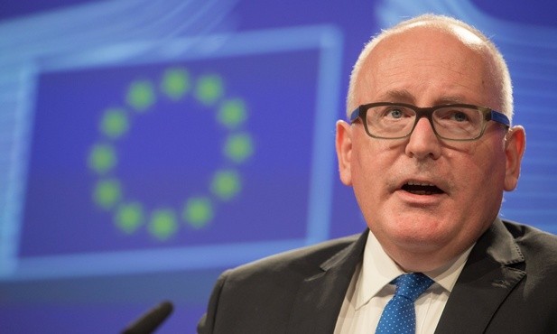 Timmermans ostro o sytuacji w Polsce