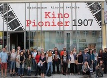 Kinobus - niebanalna impreza filmowa na kółkach