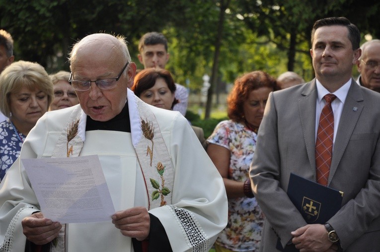Odsłonięcie tablicy stacyjnej Camino w Skierniewicach