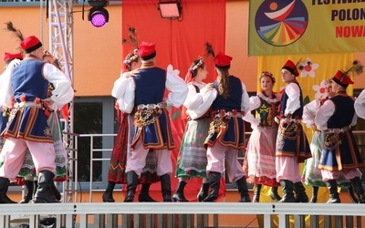 Festiwal folklorystyczny w Nowej Dębie