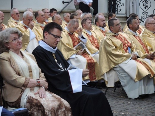 Świątynia w Rychwałdzie bazyliką!