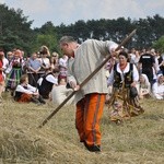 Łowickie Żniwa w skansnie w Maurzycach