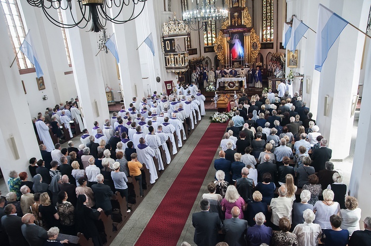 Pożegnanie śp. ks. Wojciecha Gappy cz. 1