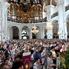 ▲	Odpust w Krzeszowie to bardzo ważne wydarzenie religijne dla całego Dolnego Śląska.
