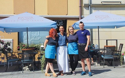 Część ekipy Nieba. Od lewej: Beata, Ewelina, Weronika i Piotr