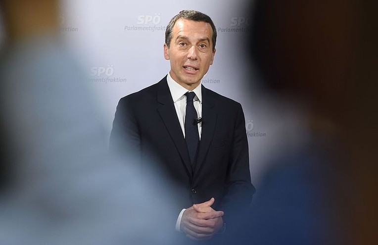 Kanclerz Austrii grozi Polsce i Węgrom