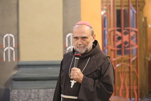 Bp Tadeusz Kusy w katedrze św. Mikołaja w Bielsku-Białej