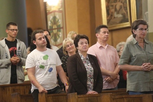 Bp Tadeusz Kusy w katedrze św. Mikołaja w Bielsku-Białej