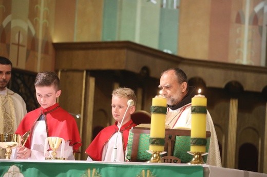 Bp Tadeusz Kusy w katedrze św. Mikołaja w Bielsku-Białej