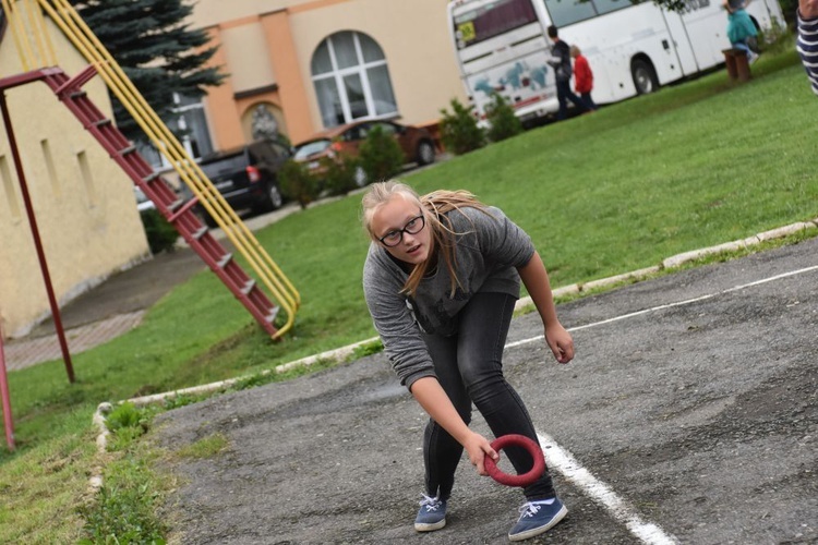 Wizyta młodzieży i dzieci z Białorusi w diecezji świdnickiej. 