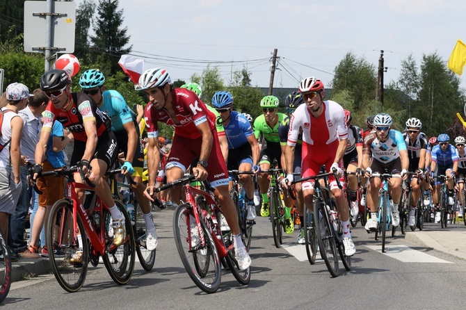 Peleton w Świątnikach Górnych