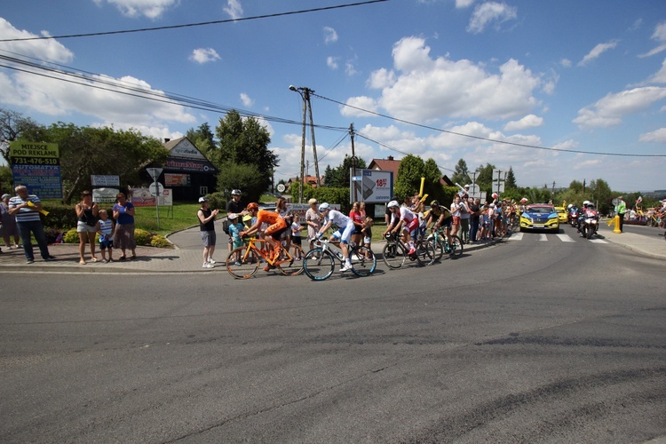 Peleton w Świątnikach Górnych