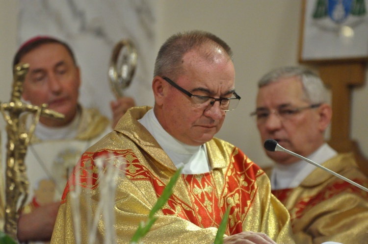 100 lat parafii w Mędrzechowie