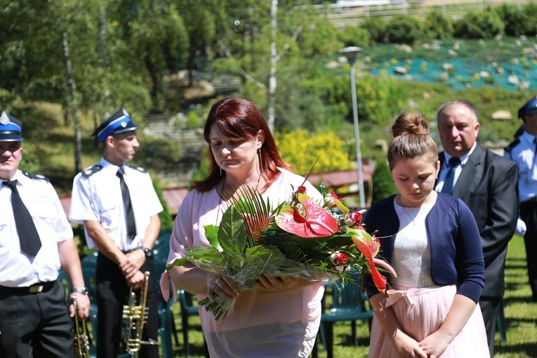 Poświęcenie ołtarzy i groty w Rozdzielu