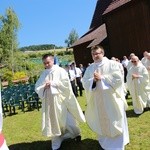 Poświęcenie ołtarzy i groty w Rozdzielu