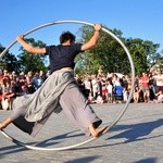 Istotą Carnavalu Sztukmistrzów jest zabawa, która zbliża ludzi