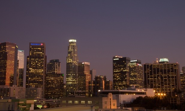 Ciężarówka wjechała w tłum ludzi w Los Angeles