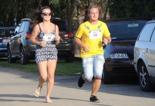 9. Biesiada Fundacji "Krzyż Dziecka" w Pisarzowicach