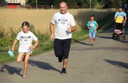 9. Biesiada Fundacji "Krzyż Dziecka" w Pisarzowicach