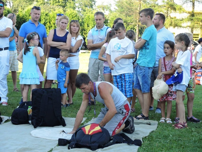 9. Biesiada Fundacji "Krzyż Dziecka" w Pisarzowicach