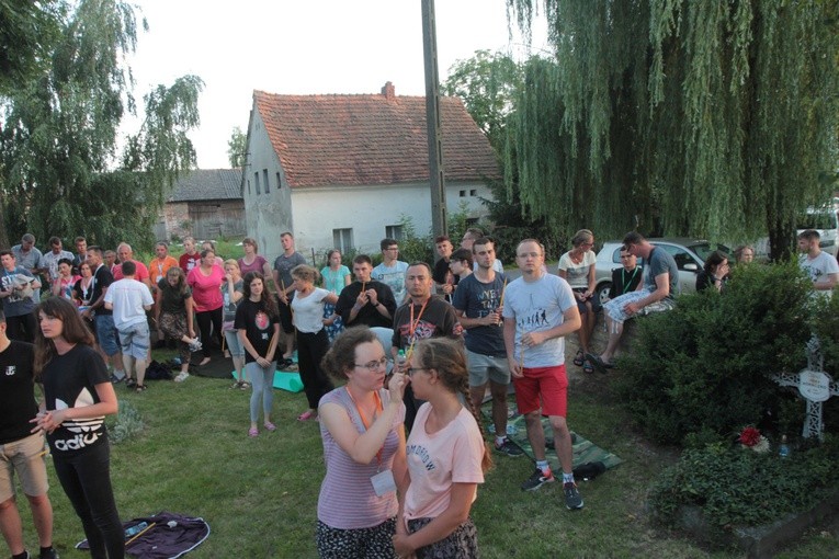 Procesja na pielgrzymce