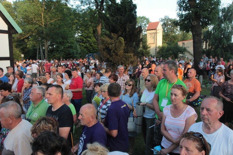 Procesja na pielgrzymce