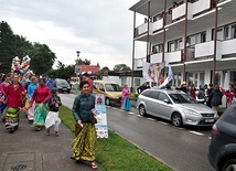 Ewangelizatorzy mijali się z przedstawicielami Festiwalu Indii