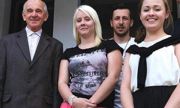 Zaangażowani w głoszenie rekolekcji: Stanisław, Edyta, Sebastian i Iza.