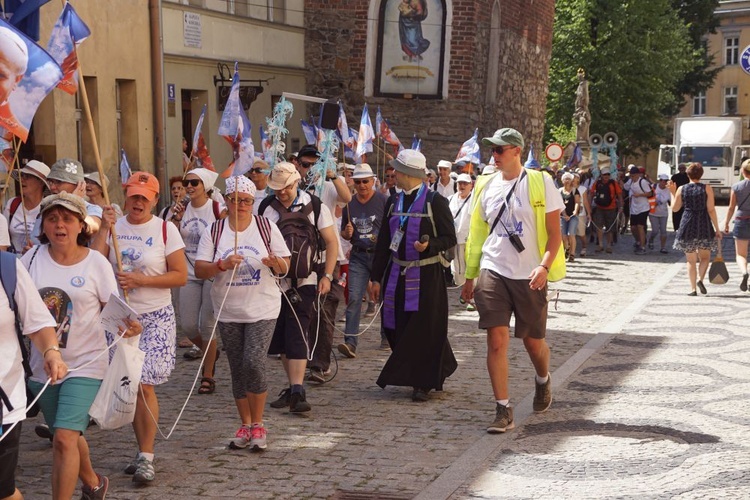 XIV Piesza Pielgrzymka - dzień drugi