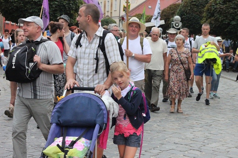 Pierwsze kroki cz. 1