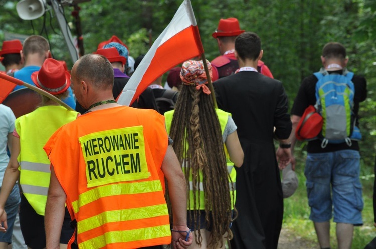 Pielgrzymka Piesza na Jasną Górę - drugi dzień drogi