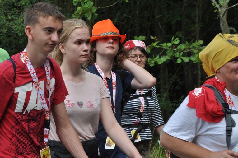 Pielgrzymka Piesza na Jasną Górę - drugi dzień drogi