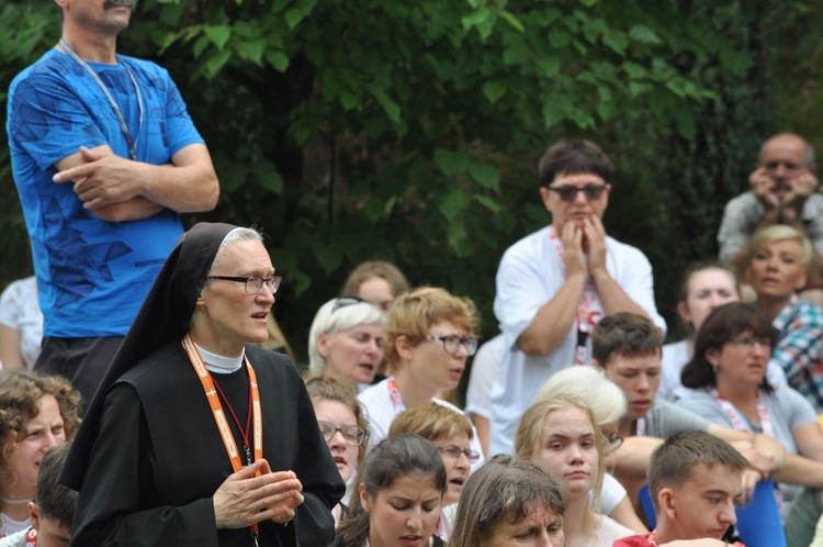 Pielgrzymka Piesza na Jasną Górę - drugi dzień drogi