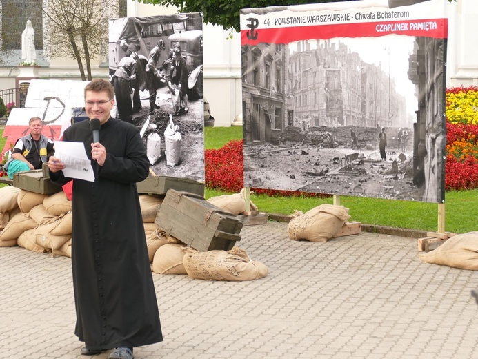 Powstańcza barykada w Czaplinku