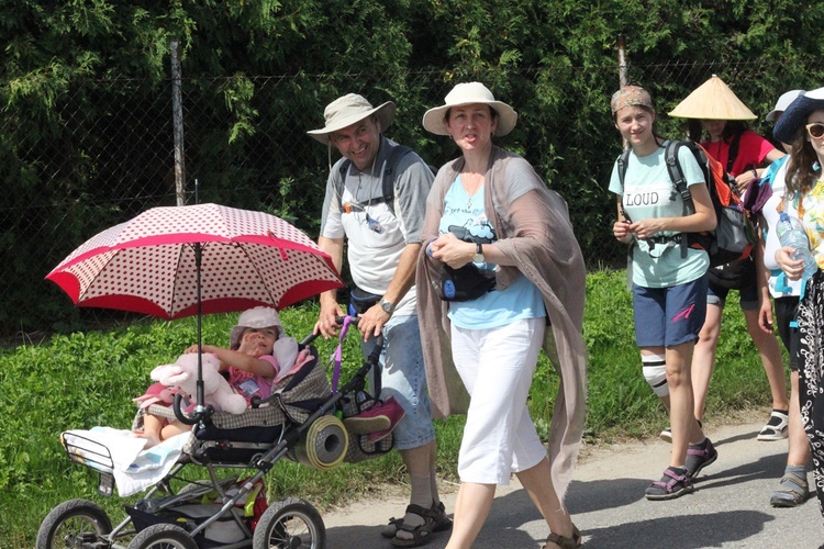 Z Trzebnicy w stronę Oleśnicy