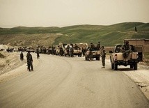 Samobójczy atak na konwój wojsk NATO