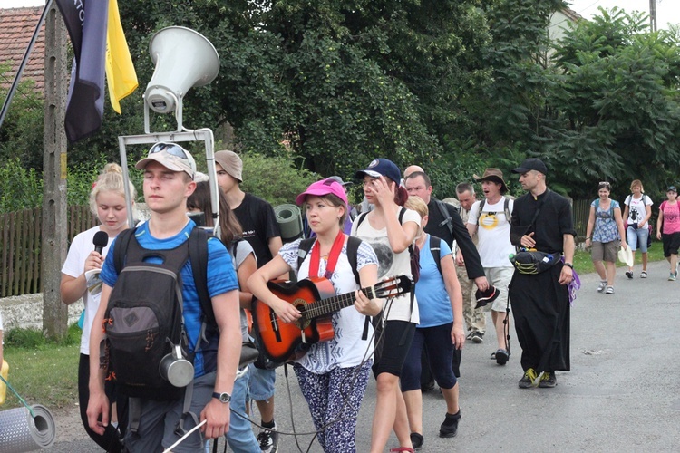 W okolicy Oleśnicy - przed i po