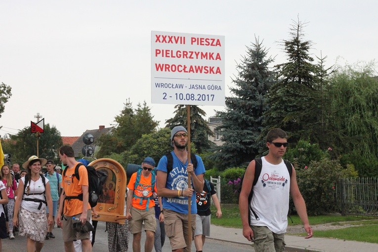 W okolicy Oleśnicy - przed i po