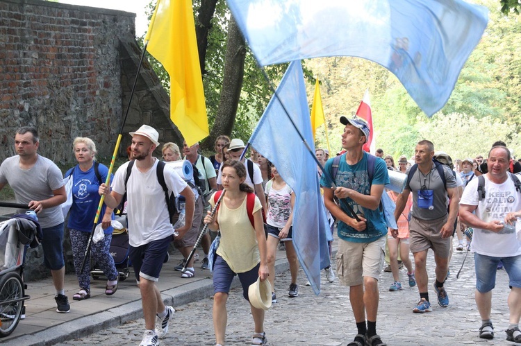 Z Sandomierza do Czarnej Madonny