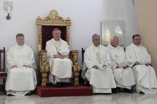 Przekazanie pamiątek po bp. Splettcie