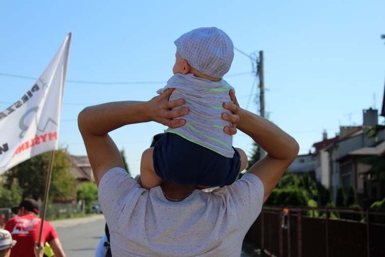 Wspólnota V w drodze na Jasną Górę - Myślenice