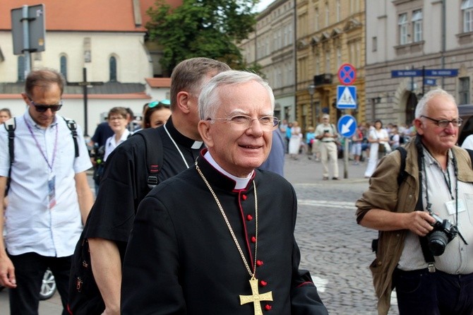 Wyjście Pieszej Pielgrzymki Krakowskiej z Wawelu na Jasną Górę