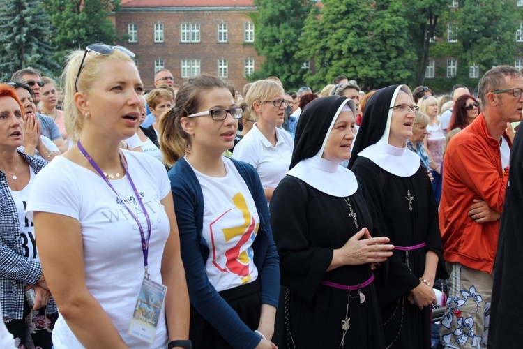 Wyjście Pieszej Pielgrzymki Krakowskiej z Wawelu na Jasną Górę