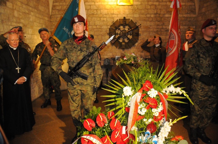 Uczestnicy 52. Marszu Szlakiem I Kompanii Kadrowej na Wawelu