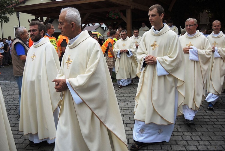 26. Piesza Pielgrzymka Bielsko-Żywiecka na Jasną Górę - Msza św. w Hałcnowie